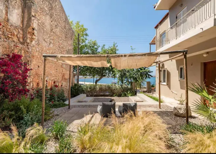 Phaos アパート *