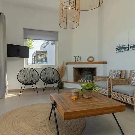 Phaos Apartment